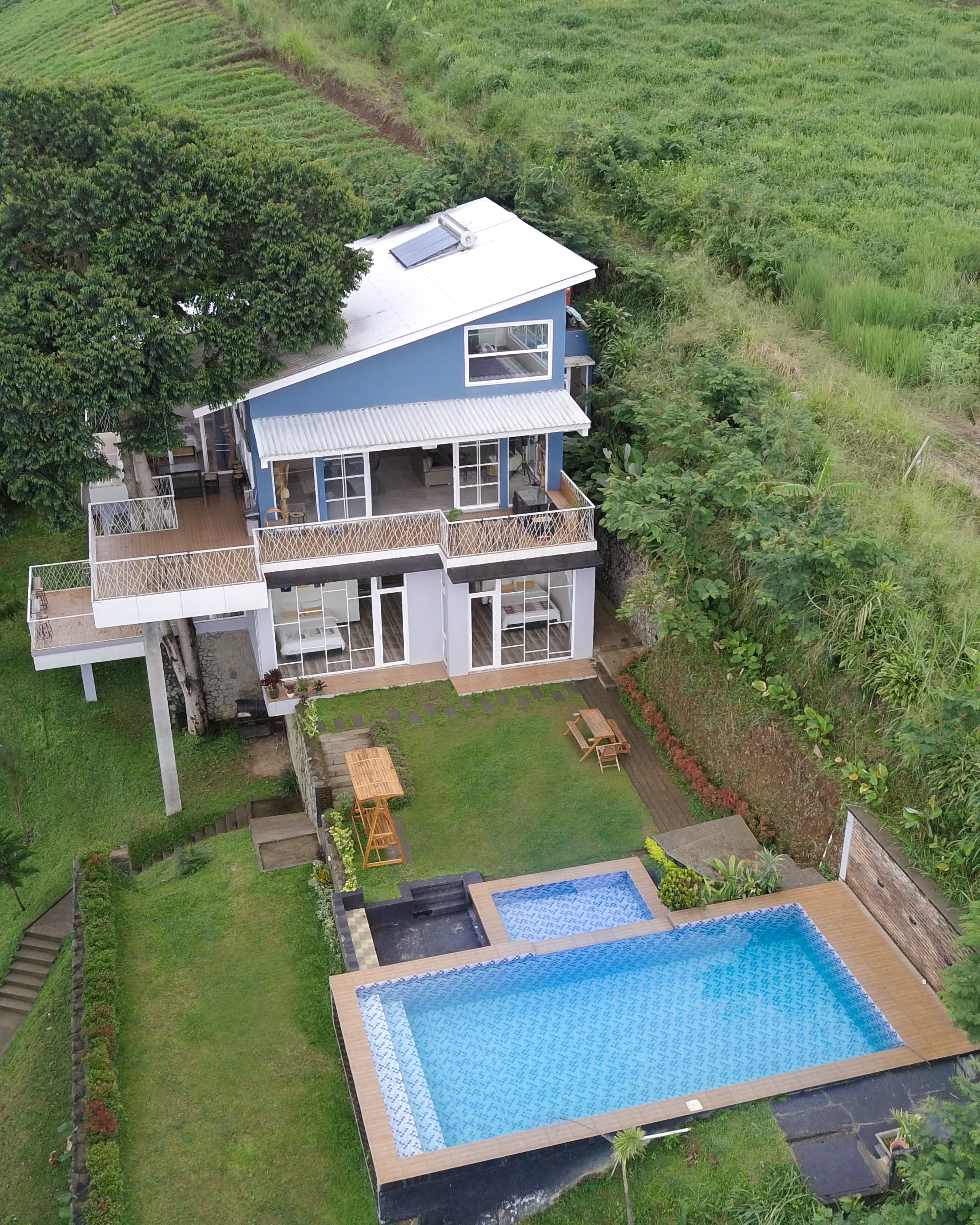Drone kolam & villa