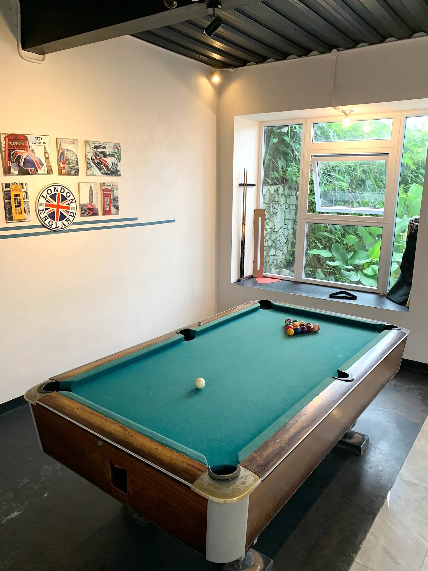 Ruang billiard